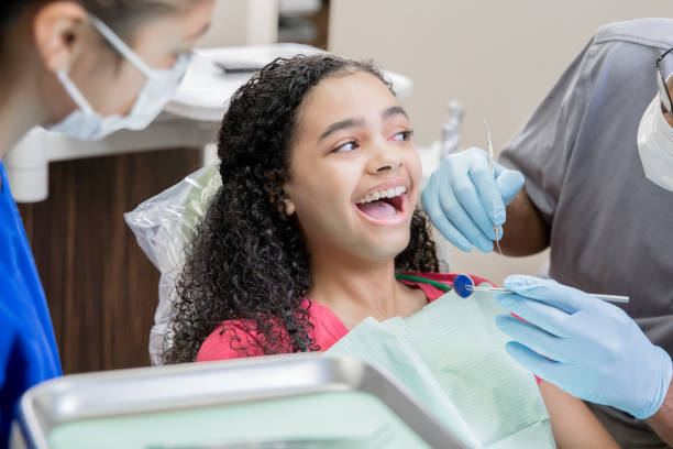 Best Dentist Open Late Near Me  in Dewitt, IA