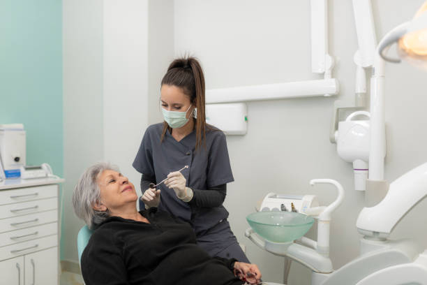 Best Emergency Tooth Extraction  in Dewitt, IA